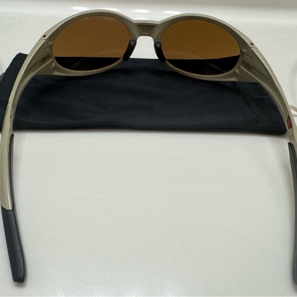 Sold! - Picture 3 of 7